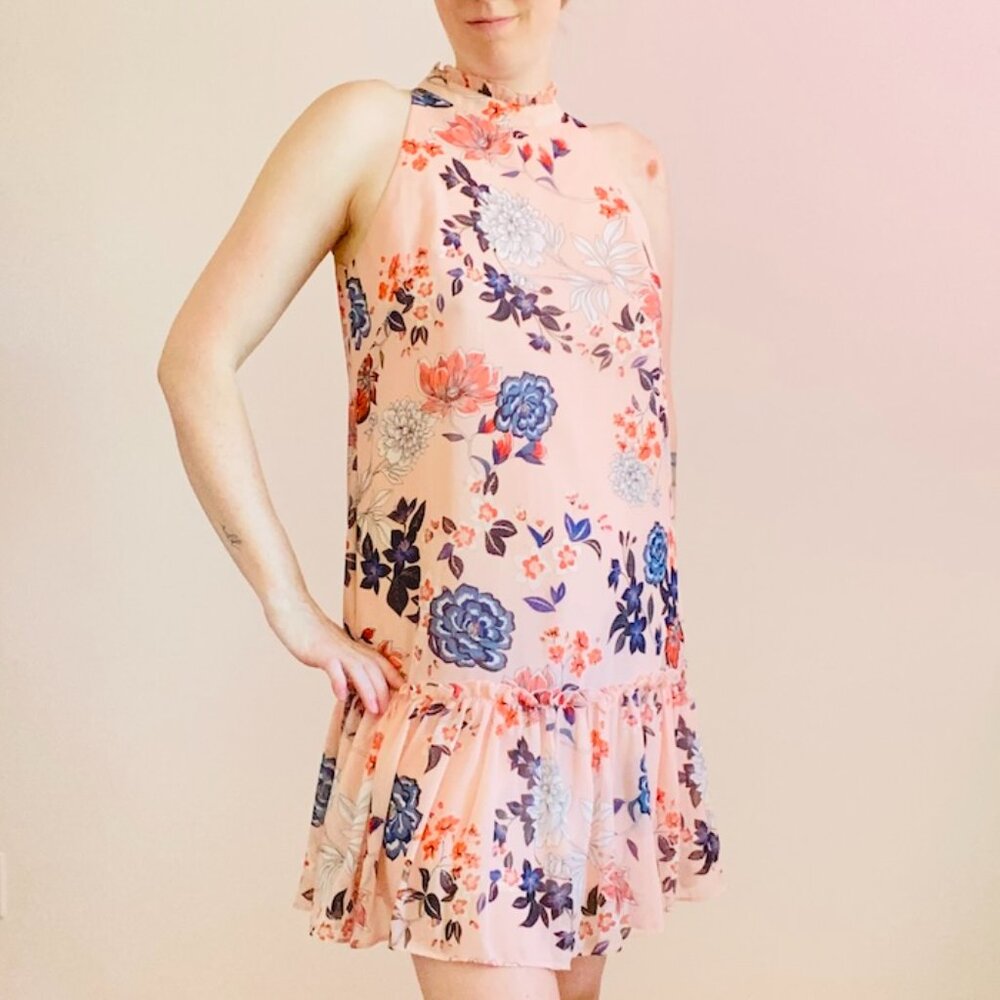 Vince Camuto Sz 8, Pink Floral Halter Mini Dress, Used Great Condition - Picture 1 of 10
